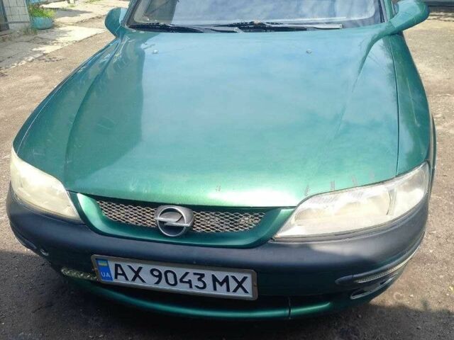 Зеленый Опель Вектра, объемом двигателя 2 л и пробегом 258 тыс. км за 1700 $, фото 1 на Automoto.ua