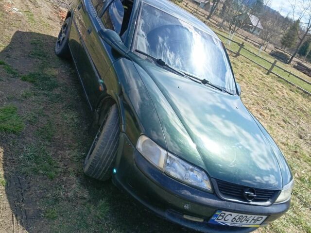 Зеленый Опель Вектра, объемом двигателя 1.6 л и пробегом 260 тыс. км за 1800 $, фото 1 на Automoto.ua