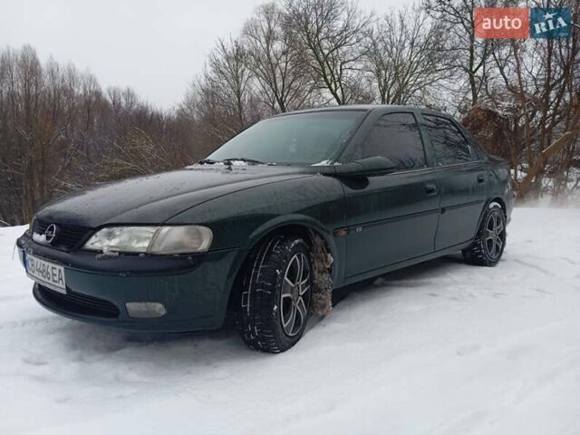 Зелений Опель Вектра, об'ємом двигуна 2 л та пробігом 250 тис. км за 2200 $, фото 1 на Automoto.ua