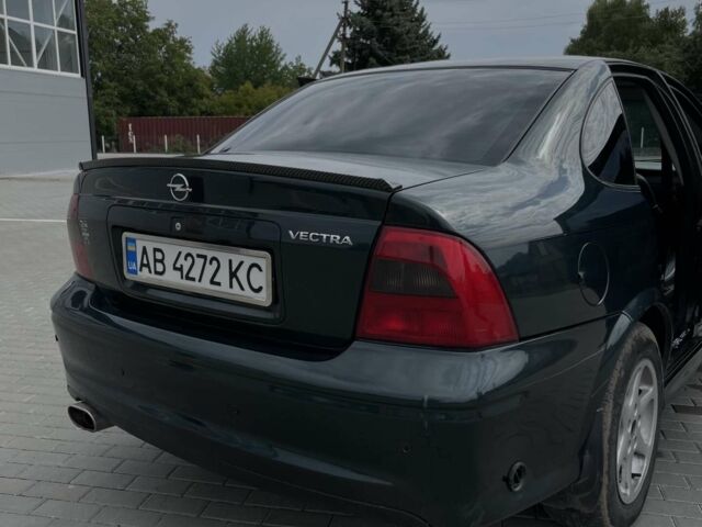 Зелений Опель Вектра, об'ємом двигуна 2.2 л та пробігом 247 тис. км за 3900 $, фото 1 на Automoto.ua