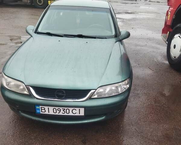 Зеленый Опель Вектра, объемом двигателя 2 л и пробегом 370 тыс. км за 2100 $, фото 1 на Automoto.ua