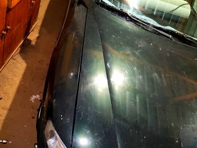 Зелений Опель Вектра, об'ємом двигуна 2 л та пробігом 370 тис. км за 1650 $, фото 1 на Automoto.ua