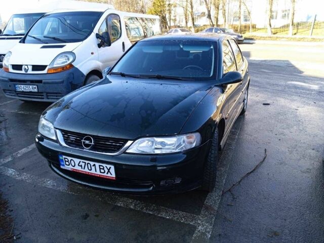 Зелений Опель Вектра, об'ємом двигуна 1.6 л та пробігом 400 тис. км за 3000 $, фото 1 на Automoto.ua