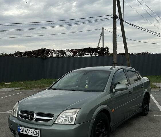 Зелений Опель Вектра, об'ємом двигуна 1.8 л та пробігом 300 тис. км за 2457 $, фото 1 на Automoto.ua