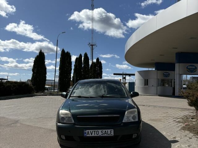 Зеленый Опель Вектра, объемом двигателя 2.2 л и пробегом 250 тыс. км за 2950 $, фото 1 на Automoto.ua