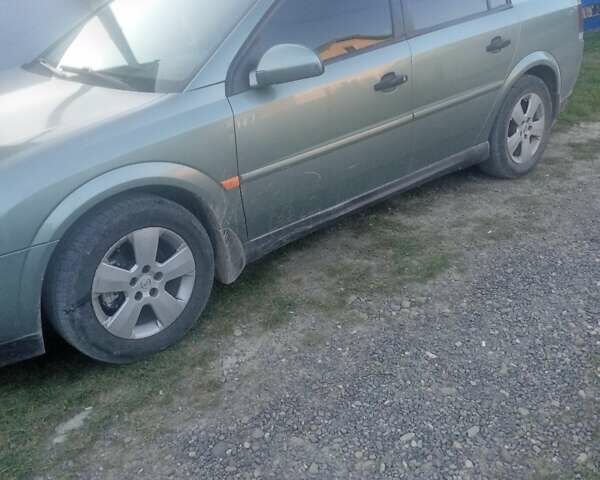 Зеленый Опель Вектра, объемом двигателя 1.8 л и пробегом 226 тыс. км за 4200 $, фото 1 на Automoto.ua