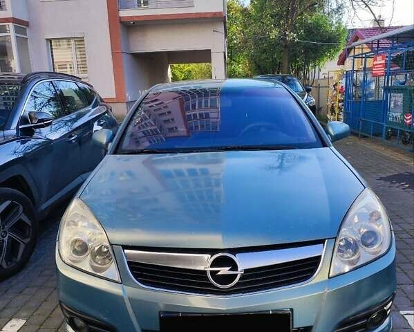 Зелений Опель Вектра, об'ємом двигуна 1.6 л та пробігом 350 тис. км за 3700 $, фото 1 на Automoto.ua