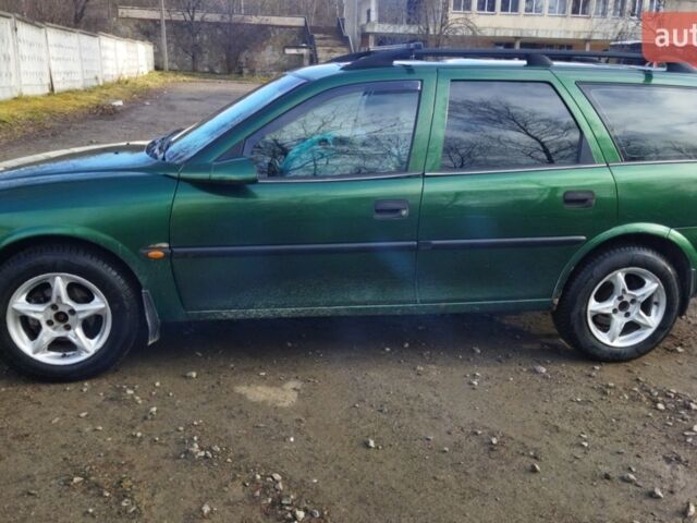 Зеленый Опель Вектра, объемом двигателя 1.8 л и пробегом 314 тыс. км за 2350 $, фото 1 на Automoto.ua