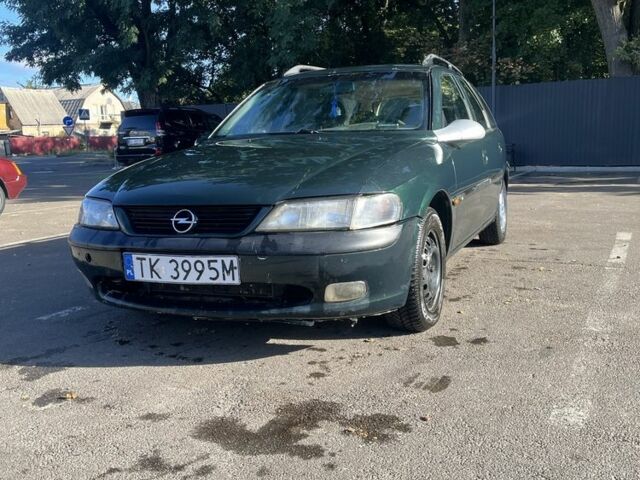 Зелений Опель Вектра, об'ємом двигуна 1.8 л та пробігом 300 тис. км за 607 $, фото 1 на Automoto.ua