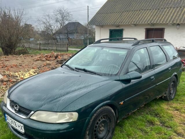 Зелений Опель Вектра, об'ємом двигуна 1.6 л та пробігом 373 тис. км за 1500 $, фото 1 на Automoto.ua