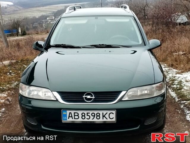 Зеленый Опель Вектра, объемом двигателя 2 л и пробегом 310 тыс. км за 2499 $, фото 1 на Automoto.ua
