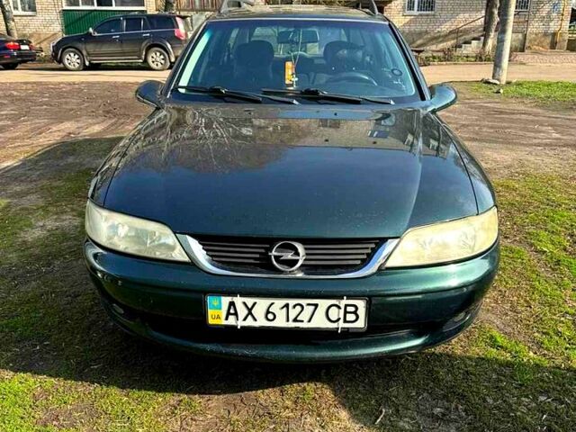 Зелений Опель Вектра, об'ємом двигуна 1.8 л та пробігом 0 тис. км за 3150 $, фото 1 на Automoto.ua