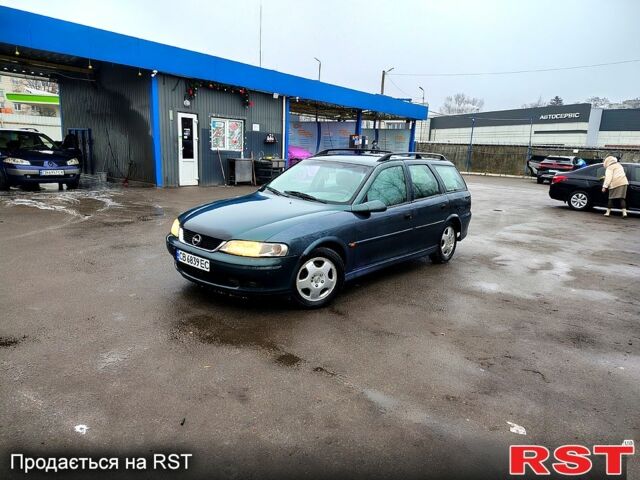 Зелений Опель Вектра, об'ємом двигуна 2 л та пробігом 420 тис. км за 2900 $, фото 1 на Automoto.ua