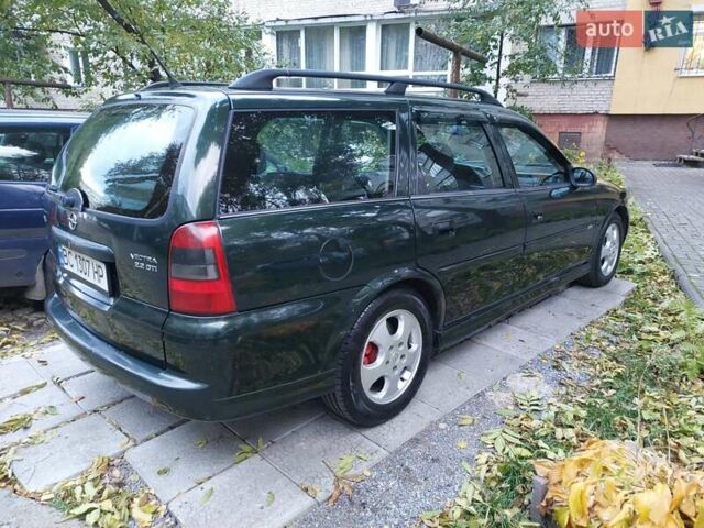 Зелений Опель Вектра, об'ємом двигуна 2.2 л та пробігом 306 тис. км за 1900 $, фото 1 на Automoto.ua