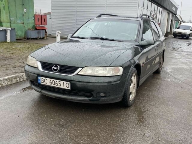 Зелений Опель Вектра, об'ємом двигуна 2 л та пробігом 350 тис. км за 3200 $, фото 1 на Automoto.ua