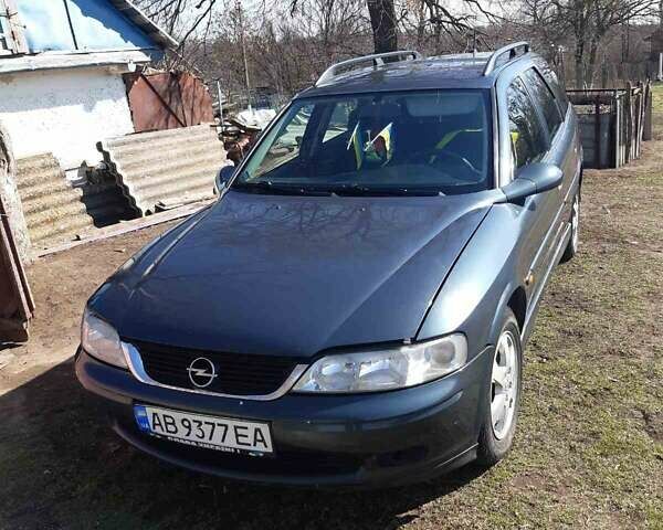 Зеленый Опель Вектра, объемом двигателя 2 л и пробегом 260 тыс. км за 3100 $, фото 1 на Automoto.ua