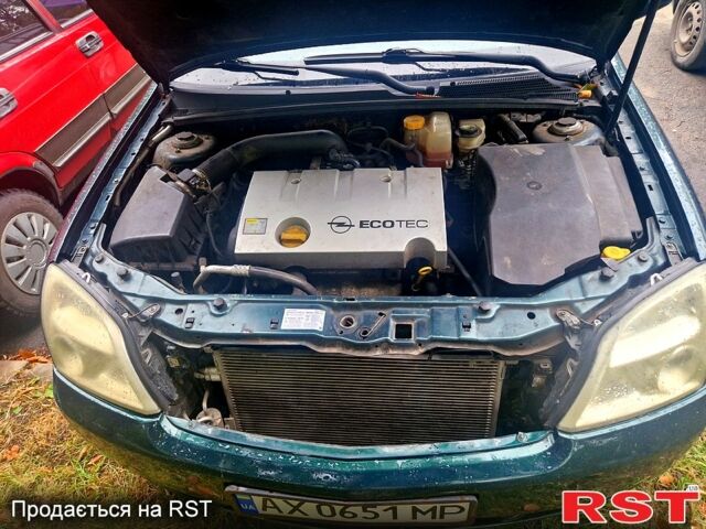 Зелений Опель Вектра, об'ємом двигуна 1.8 л та пробігом 28000 тис. км за 3580 $, фото 1 на Automoto.ua