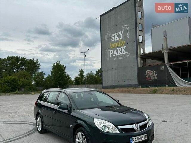 Зелений Опель Вектра, об'ємом двигуна 1.9 л та пробігом 212 тис. км за 5900 $, фото 1 на Automoto.ua