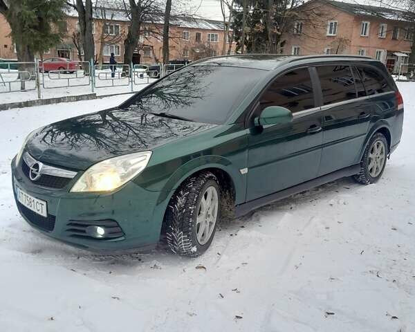 Зеленый Опель Вектра, объемом двигателя 2.2 л и пробегом 280 тыс. км за 4300 $, фото 1 на Automoto.ua
