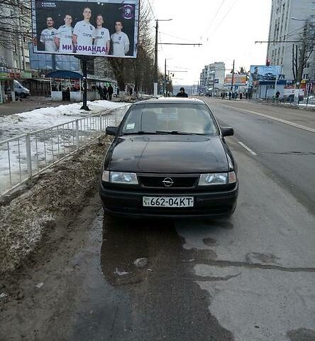 Коричневий Опель Вектра А, об'ємом двигуна 1.8 л та пробігом 320 тис. км за 2800 $, фото 1 на Automoto.ua