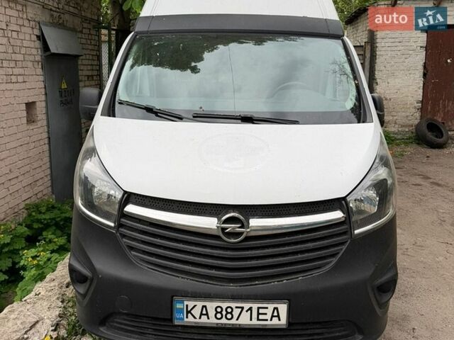Белый Опель Виваро, объемом двигателя 1.6 л и пробегом 302 тыс. км за 13900 $, фото 1 на Automoto.ua