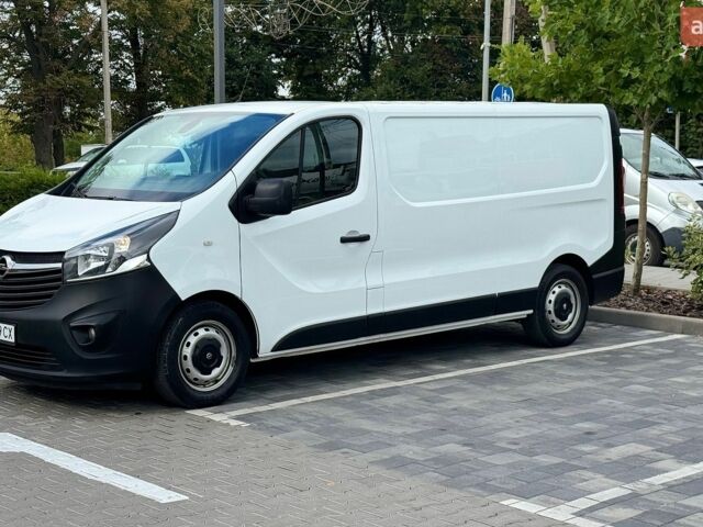 Белый Опель Виваро, объемом двигателя 1.6 л и пробегом 240 тыс. км за 14500 $, фото 1 на Automoto.ua