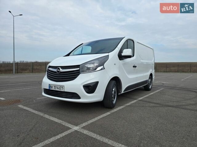Білий Опель Віваро, об'ємом двигуна 1.6 л та пробігом 102 тис. км за 13200 $, фото 1 на Automoto.ua