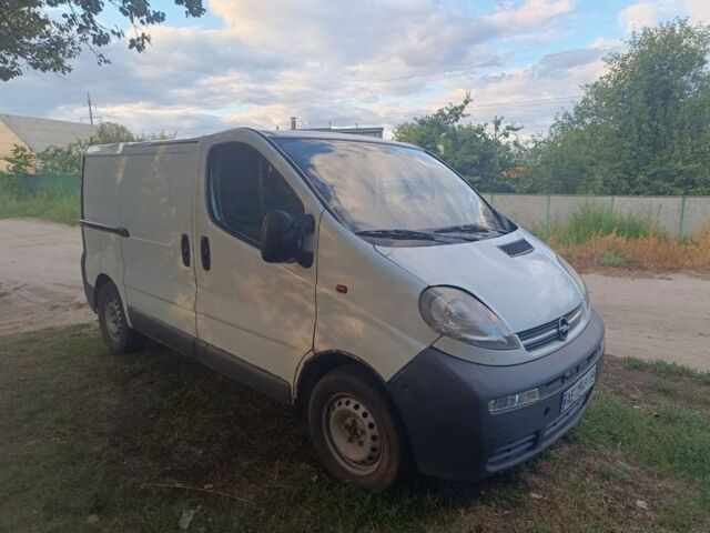 Білий Опель Віваро, об'ємом двигуна 1.9 л та пробігом 500 тис. км за 3100 $, фото 1 на Automoto.ua