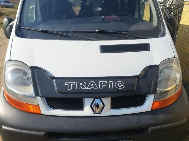 Белый Опель Виваро, объемом двигателя 1.9 л и пробегом 300 тыс. км за 7900 $, фото 1 на Automoto.ua