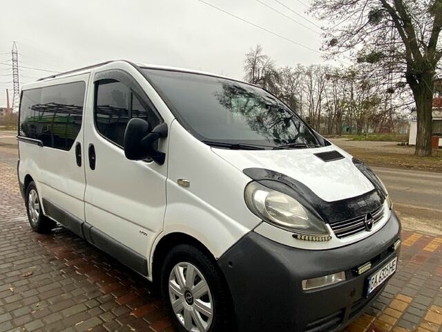 Білий Опель Віваро, об'ємом двигуна 1.9 л та пробігом 0 тис. км за 5500 $, фото 1 на Automoto.ua