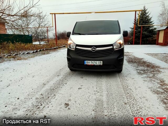 Білий Опель Віваро, об'ємом двигуна 16 л та пробігом 295 тис. км за 13000 $, фото 1 на Automoto.ua