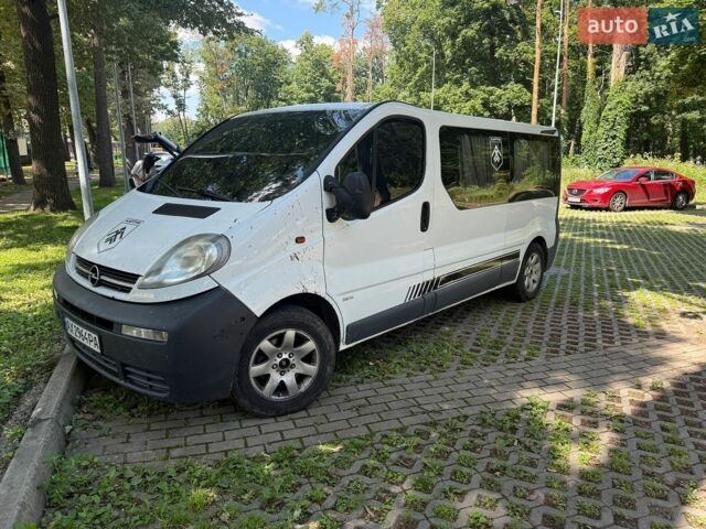 Білий Опель Віваро, об'ємом двигуна 1.9 л та пробігом 366 тис. км за 7800 $, фото 1 на Automoto.ua
