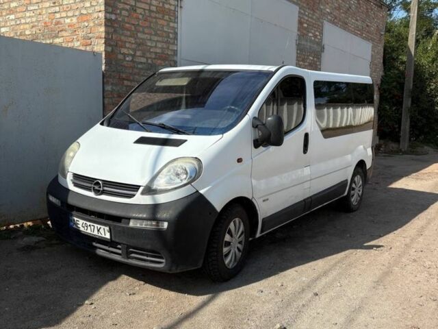 Білий Опель Віваро, об'ємом двигуна 1.9 л та пробігом 350 тис. км за 6500 $, фото 1 на Automoto.ua