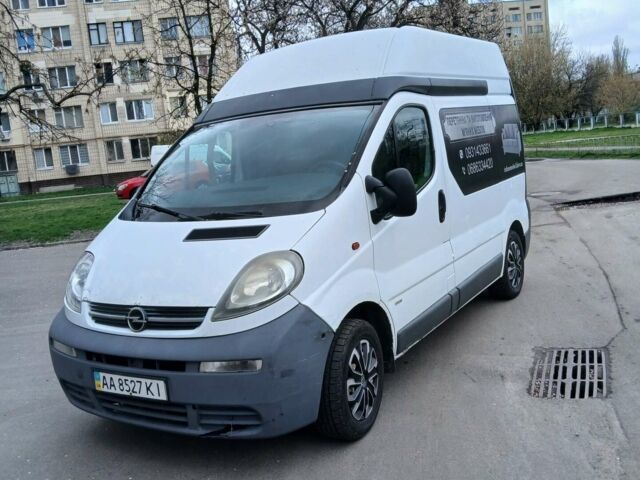 Білий Опель Віваро, об'ємом двигуна 1.9 л та пробігом 650 тис. км за 6000 $, фото 1 на Automoto.ua