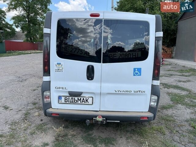 Білий Опель Віваро, об'ємом двигуна 1.9 л та пробігом 342 тис. км за 7700 $, фото 1 на Automoto.ua