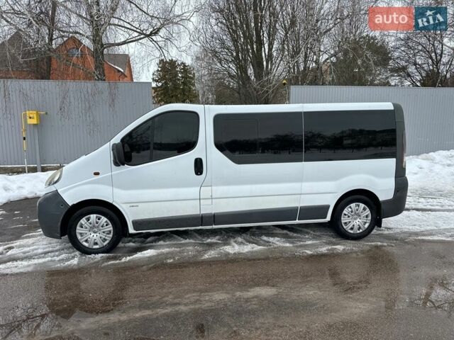 Білий Опель Віваро, об'ємом двигуна 1.9 л та пробігом 385 тис. км за 6950 $, фото 1 на Automoto.ua