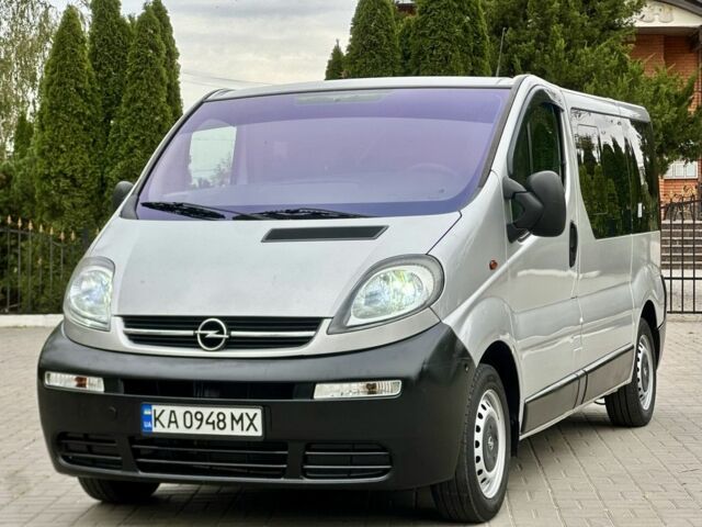 Белый Опель Виваро, объемом двигателя 1.9 л и пробегом 270 тыс. км за 9200 $, фото 1 на Automoto.ua