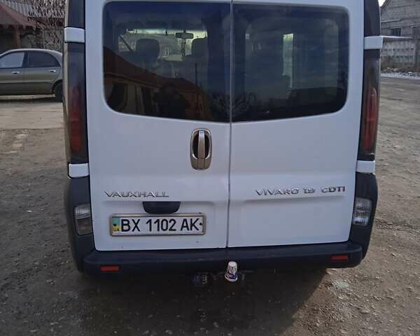 Белый Опель Виваро, объемом двигателя 1.87 л и пробегом 260 тыс. км за 6800 $, фото 1 на Automoto.ua