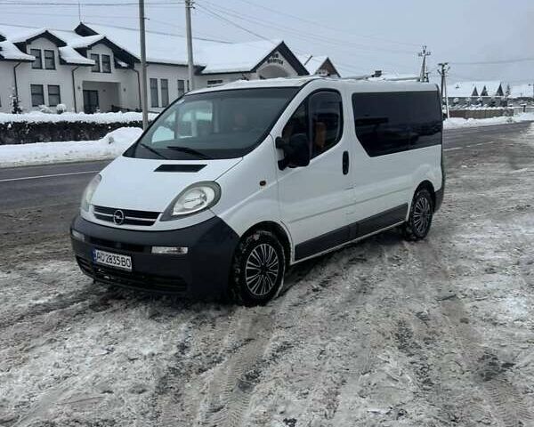 Білий Опель Віваро, об'ємом двигуна 1.87 л та пробігом 300 тис. км за 5500 $, фото 1 на Automoto.ua