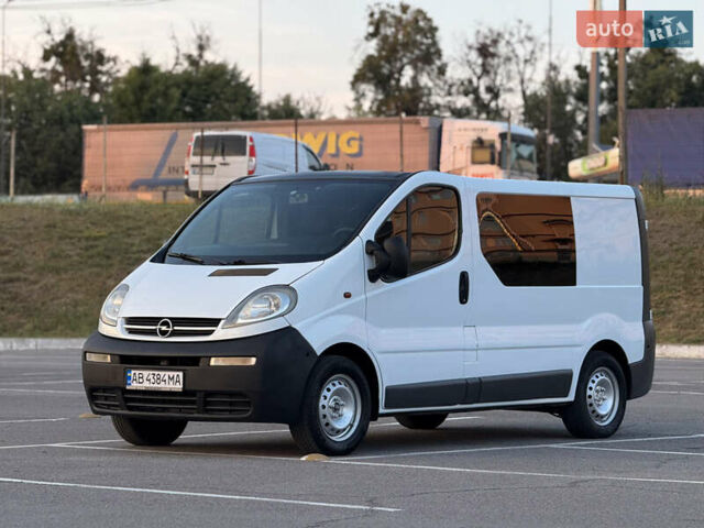 Білий Опель Віваро, об'ємом двигуна 1.9 л та пробігом 340 тис. км за 7800 $, фото 1 на Automoto.ua