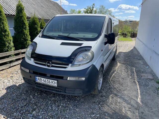 Белый Опель Виваро, объемом двигателя 1.9 л и пробегом 400 тыс. км за 7000 $, фото 1 на Automoto.ua