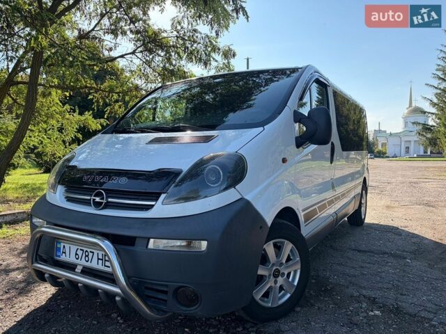 Білий Опель Віваро, об'ємом двигуна 2.5 л та пробігом 368 тис. км за 7600 $, фото 1 на Automoto.ua