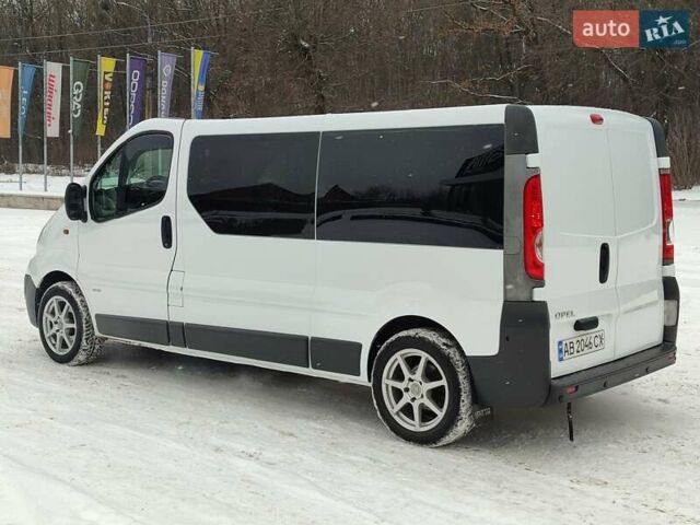 Белый Опель Виваро, объемом двигателя 2 л и пробегом 261 тыс. км за 9350 $, фото 1 на Automoto.ua