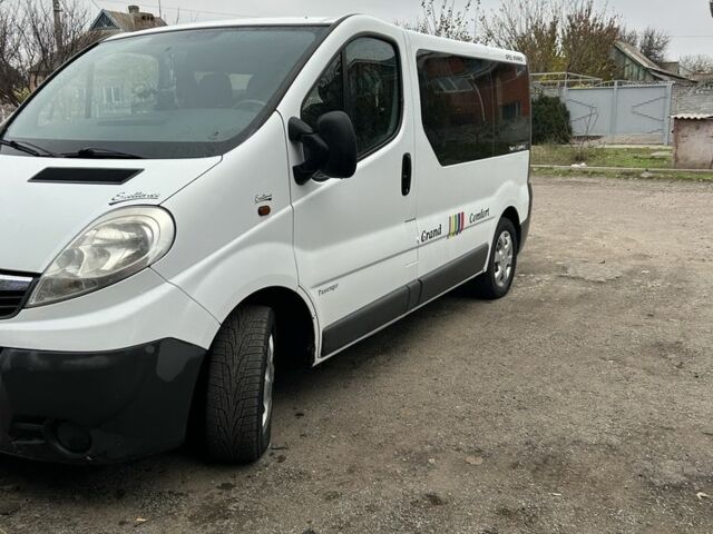 Белый Опель Виваро, объемом двигателя 2 л и пробегом 274 тыс. км за 7200 $, фото 1 на Automoto.ua