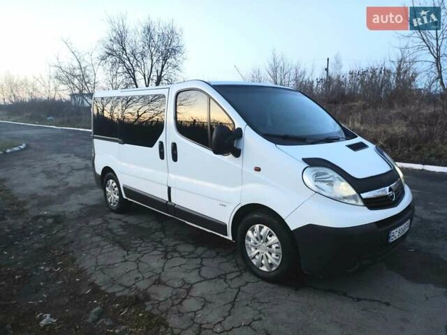 Белый Опель Виваро, объемом двигателя 2 л и пробегом 398 тыс. км за 7150 $, фото 1 на Automoto.ua