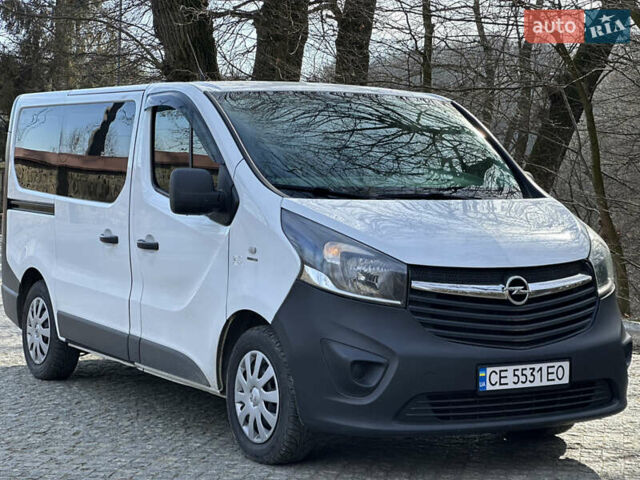 Білий Опель Віваро, об'ємом двигуна 1.6 л та пробігом 300 тис. км за 12400 $, фото 1 на Automoto.ua