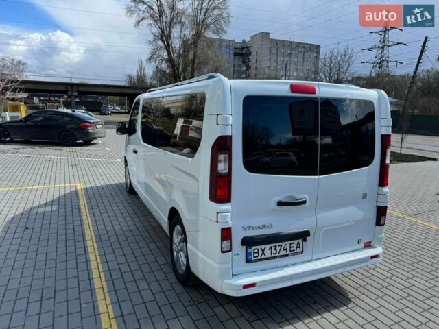Белый Опель Виваро, объемом двигателя 1.6 л и пробегом 120 тыс. км за 17150 $, фото 1 на Automoto.ua