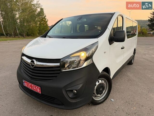 Білий Опель Віваро, об'ємом двигуна 1.6 л та пробігом 235 тис. км за 14700 $, фото 1 на Automoto.ua