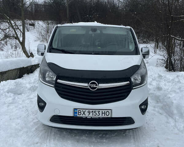 Білий Опель Віваро, об'ємом двигуна 1.6 л та пробігом 322 тис. км за 16500 $, фото 1 на Automoto.ua