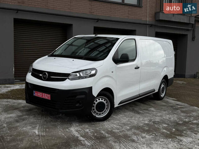 Білий Опель Віваро, об'ємом двигуна 2 л та пробігом 83 тис. км за 19999 $, фото 1 на Automoto.ua